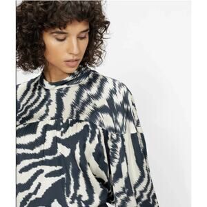 Womens Ted Baker London Silky Navy Cream Abstract Mock Neck Blouse Size 1 (US 4)